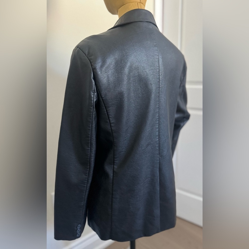 OAK + FORT Classic Black Vegan Leather Women's Jacket (S) - Picture 4 of 6